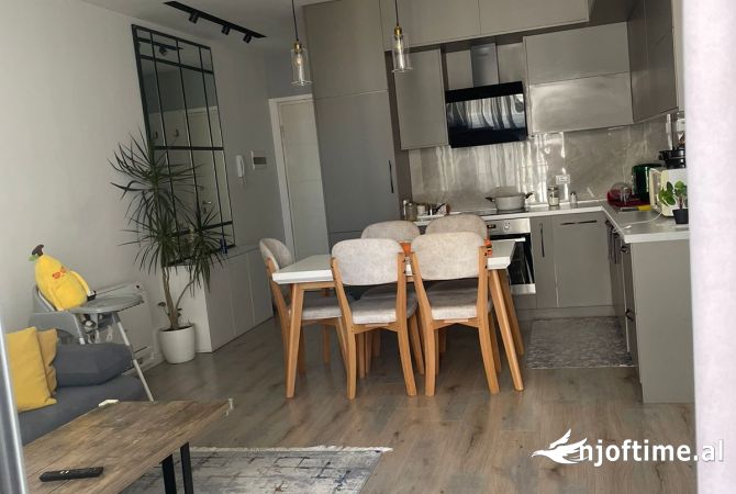 Shtepi ne shitje 2+1 ne Tirane - 240,000 Euro