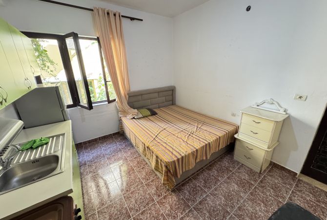 Shtepi me qera Garsoniere ne Tirane - 30,000 Leke
