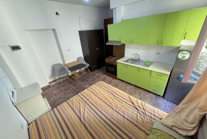 Shtepi me qera Garsoniere ne Tirane - 30,000 Leke