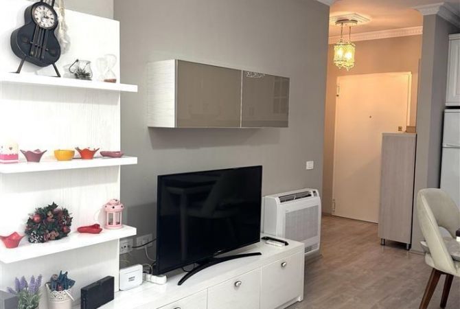 Shtepi me qera Apartament ne Tirane, 1+1, Mobilimi E mobiluar, Pagesa 550  Euro.