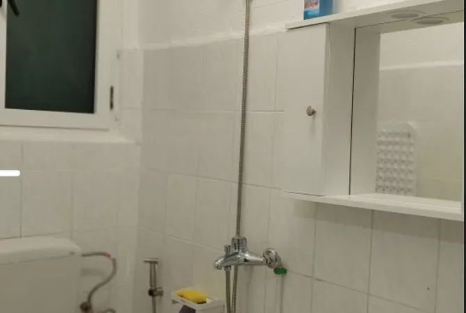 Shtepi me qera Apartament ne Tirane, 1+1, Mobilimi E mobiluar, Pagesa 600  Euro.