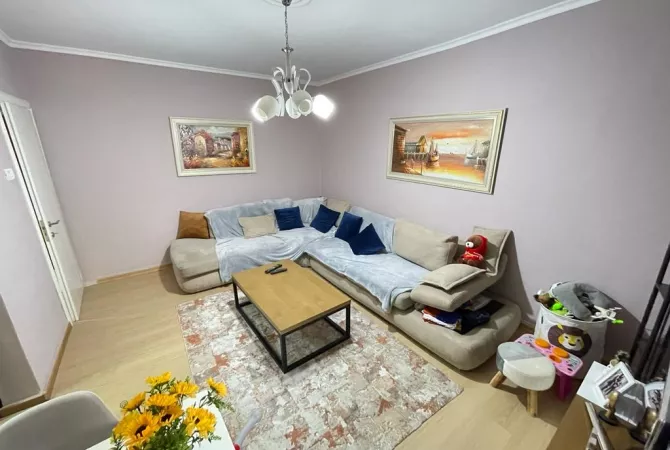 Shtepi me qera 1+1 ne Tirane - 500 Euro