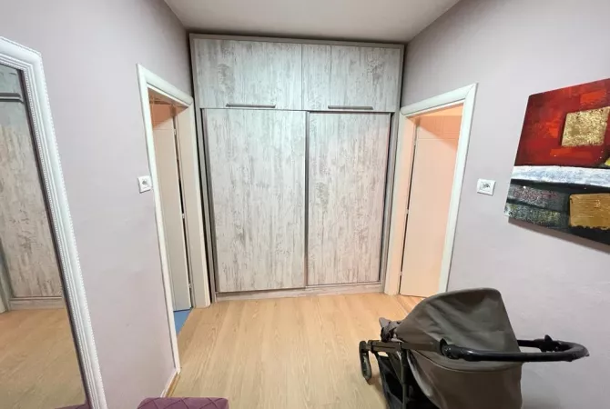Shtepi me qera Apartament ne Tirane, 1+1, Mobilimi E mobiluar, Pagesa 500  Euro.