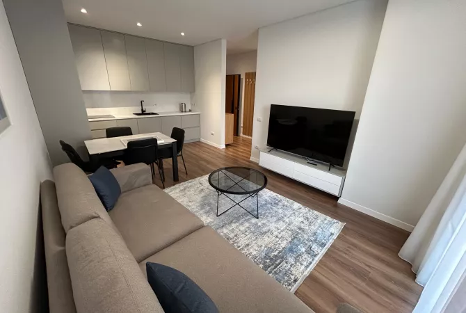 Shtepi me qera 2+1 ne Tirane - 750 Euro