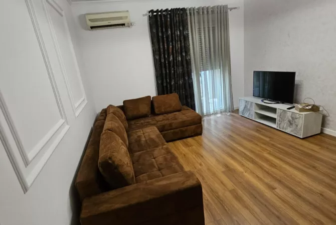 Shtepi me qera 1+1 ne Tirane - 600 Euro