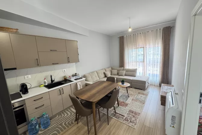 Shtepi ne shitje 1+1 ne Tirane - 72,000 Euro