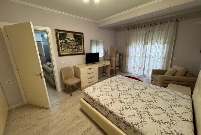 Shtepi me qera Apartament ne Tirane, 1+1, Mobilimi E mobiluar, Pagesa 550  Euro.