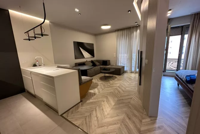 Shtepi me qera 1+1 ne Tirane - 800 Euro