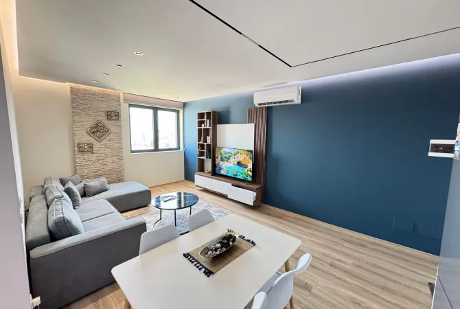 Shtepi me qera 2+1 ne Tirane - 60,000 Leke