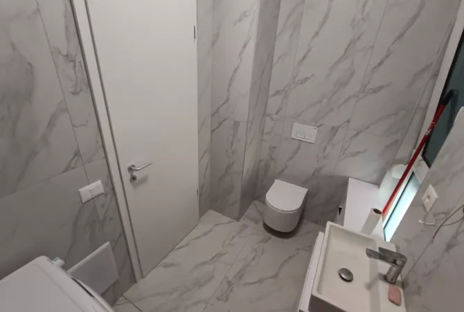 Shtepi me qera Apartament ne Tirane, 1+1, Mobilimi E mobiluar, Pagesa 450  Euro.