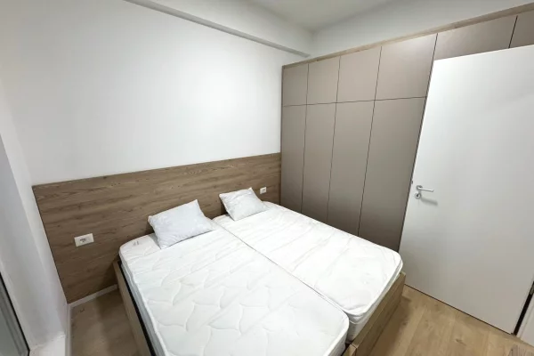Shtepi me qera Apartament ne Tirane, 1+1, Mobilimi E mobiluar, Pagesa 40,000  Leke.