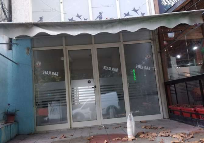 Ambient biznesi me qera 2+1 ne Tirane - 35,000 Leke
