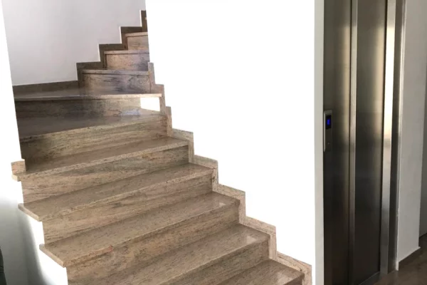 Shtepi me qera Apartament ne Tirane, 1+1, Mobilimi E mobiluar, Pagesa 50,000  Leke.