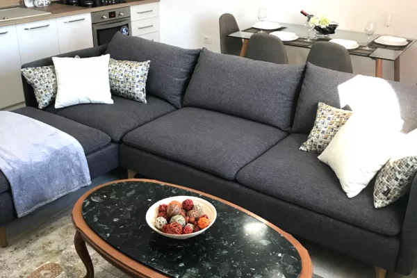 Shtepi me qera Apartament ne Tirane, 1+1, Mobilimi E mobiluar, Pagesa 50,000  Leke.