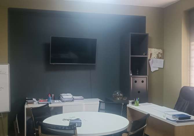 Ambient biznesi me qera 3+1 ne Tirane - 550 Euro