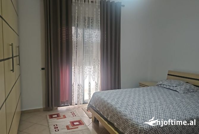 Shtepi me qera 3+1 ne Tirane - 50,000 Leke