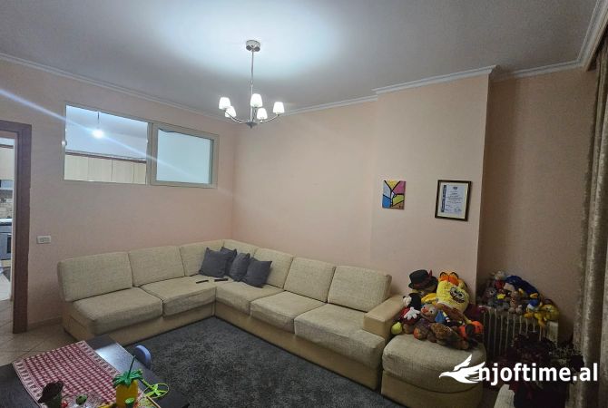 Shtepi ne shitje 1+1 ne Tirane - 95,000 Euro