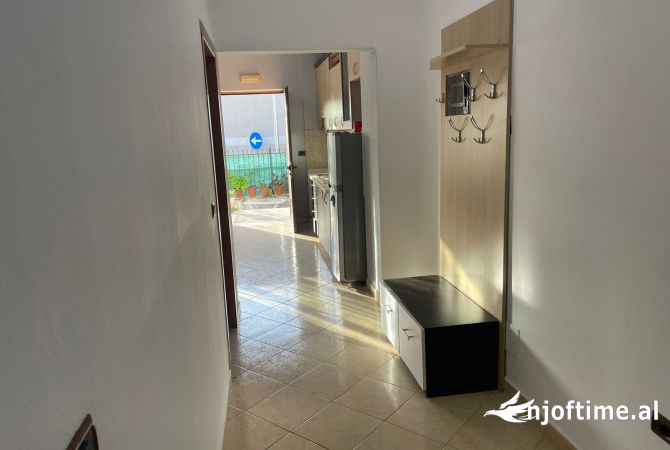 Shtepi me qera Apartament ne Tirane, 2+1, Mobilimi E mobiluar, Pagesa 45,000  Leke.