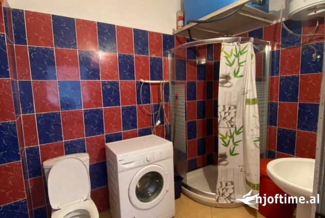 Shtepi ne shitje Apartament ne Lezhe, 2+1, Mobilimi E mobiluar, Pagesa 75,000  Euro.