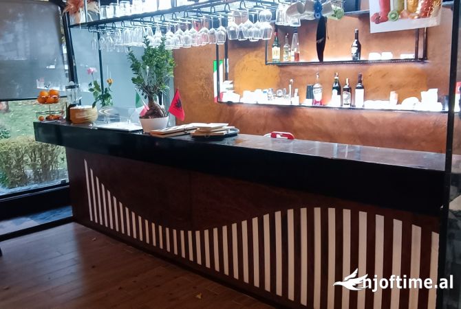 Ambient biznesi me qera 2+1 ne Tirane - 805 Euro