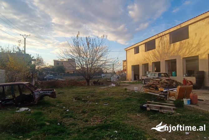 Ambient biznesi me qera 6+1 ne Tirane - 3,000 Euro