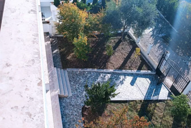 House for Sale 7+1 in Tirana - 430,000 Euro
