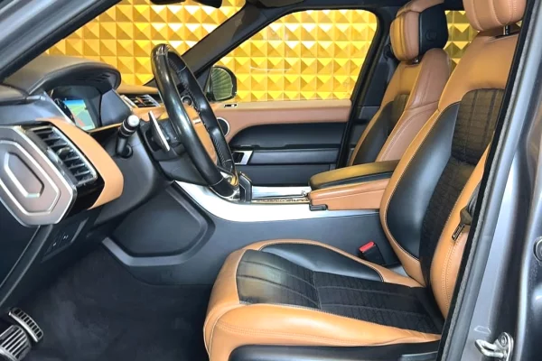 Cars for sale in Tirana, Land Rover, 2019 Diesel,Kambio Automatik Payment 47,000  Euro.