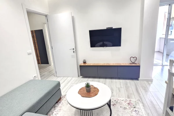 Shtepi me qera 2+1 ne Tirane - 45,000 Leke