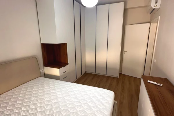 Shtepi me qera 1+1 ne Tirane - 450 Euro