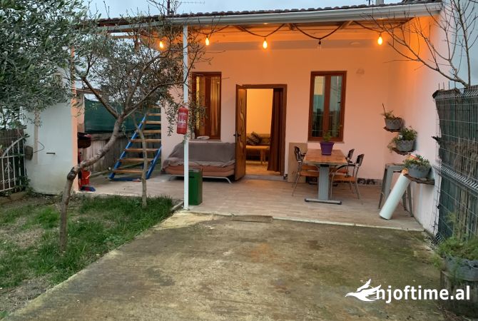 Shtepi me qera 2+1 ne Durres - 290 Euro