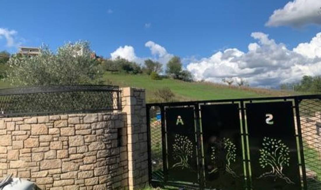 Shitet toke Per investim, vile dhe jo vetem [ID ASNA 0894]