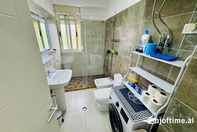 Shtepi me qera 1+1 ne Tirane - 450 Euro