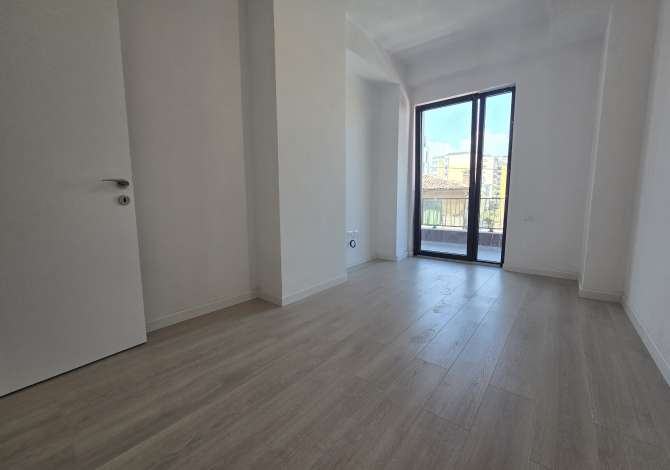 Ambient biznesi me qera 3+1 ne Tirane - 700 Euro
