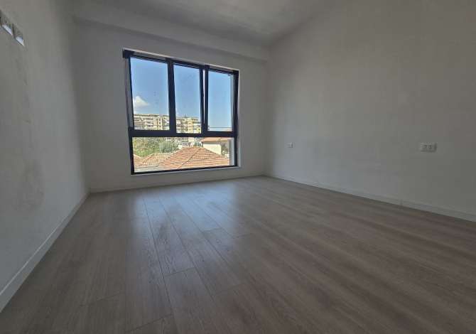 Ambient biznesi me qera 3+1 ne Tirane - 700 Euro