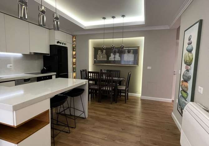 Shtepi me qera Apartament ne Tirane, 2+1, Mobilimi E mobiluar, Pagesa 750  Euro.