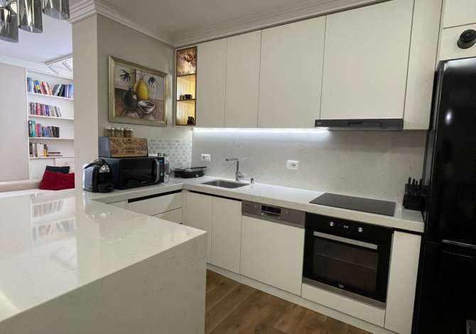 Shtepi me qera Apartament ne Tirane, 2+1, Mobilimi E mobiluar, Pagesa 750  Euro.