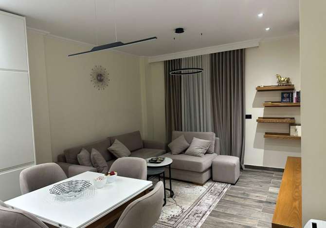 Shtepi me qera 1+1 ne Tirane - 750 Euro