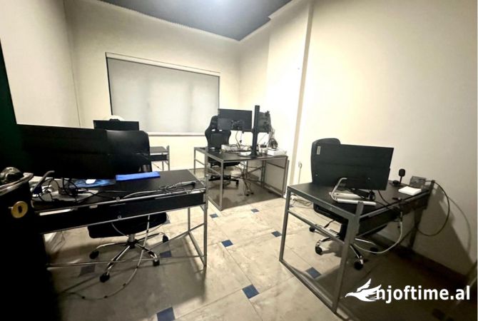 Ambient Komercial per Shitje tek Shesh Willson 