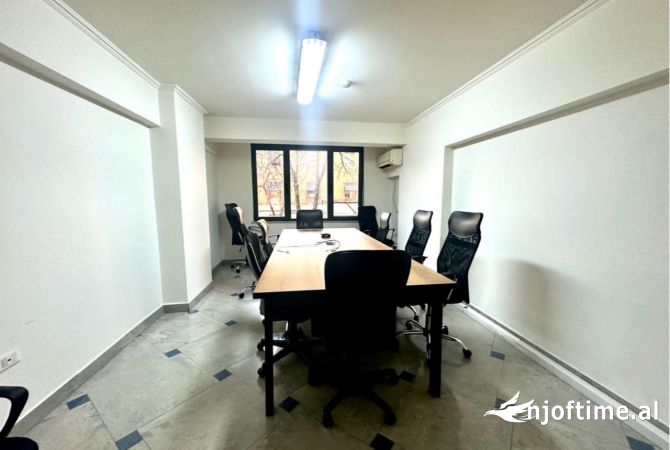 Ambient Komercial per Shitje tek Shesh Willson 