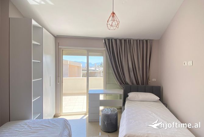 Shtepi me qera Apartament ne Tirane, 2+1, Mobilimi E mobiluar, Pagesa 750  Euro.