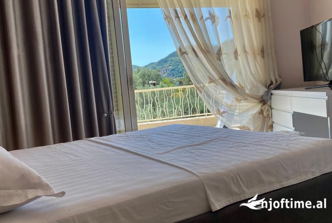 Shtepi me qera Apartament ne Tirane, 2+1, Mobilimi E mobiluar, Pagesa 750  Euro.