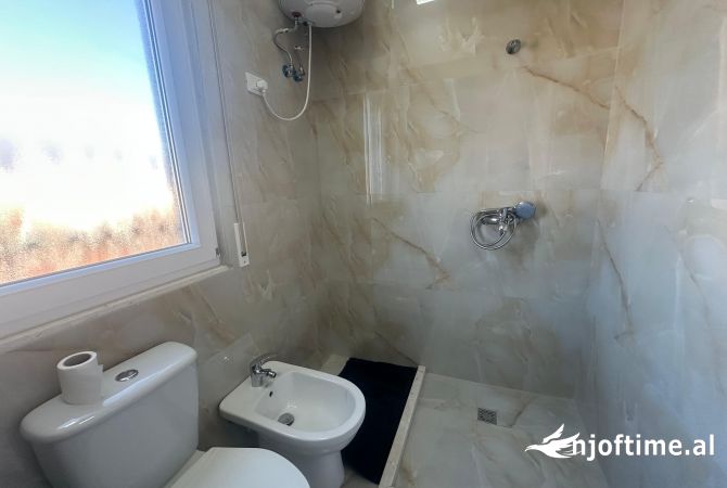 Shtepi me qera Apartament ne Tirane, 1+1, Mobilimi E mobiluar, Pagesa 600  Euro.