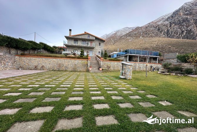 Shtepi ne shitje 4+1 ne Korce - 520,000 Euro