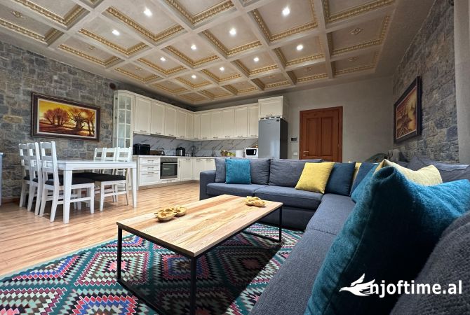 Shtepi ne shitje Shtepi Private ne Korce, 4+1, Mobilimi E mobiluar, Pagesa 520,000  Euro.