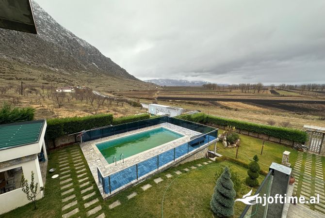 Shtepi ne shitje 4+1 ne Korce - 520,000 Euro