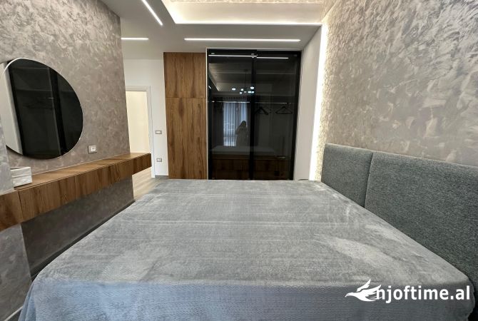 Shtepi me qera Apartament ne Tirane, 2+1, Mobilimi E mobiluar, Pagesa 1,500  Euro.