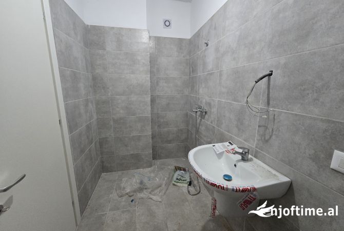 Shtepi ne shitje 2+1 ne Tirane - 115,000 Euro