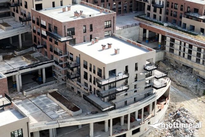 Shtepi ne shitje 3+1 ne Tirane - 305,000 Euro