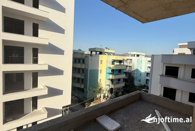 Apartment for sale in Durres 2+1, Emty