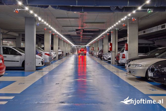 Ambient biznesi ne shitje 4+1 ne Tirane - 22,000 Euro